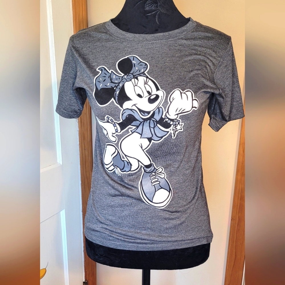 Disney | Women's Grey Minnie Mouse Tshirt Size Medium